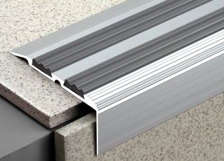 Порог 180см ПУ-07 68х30,8мм 001 алюминиевый угол с накладкой Лука---5%